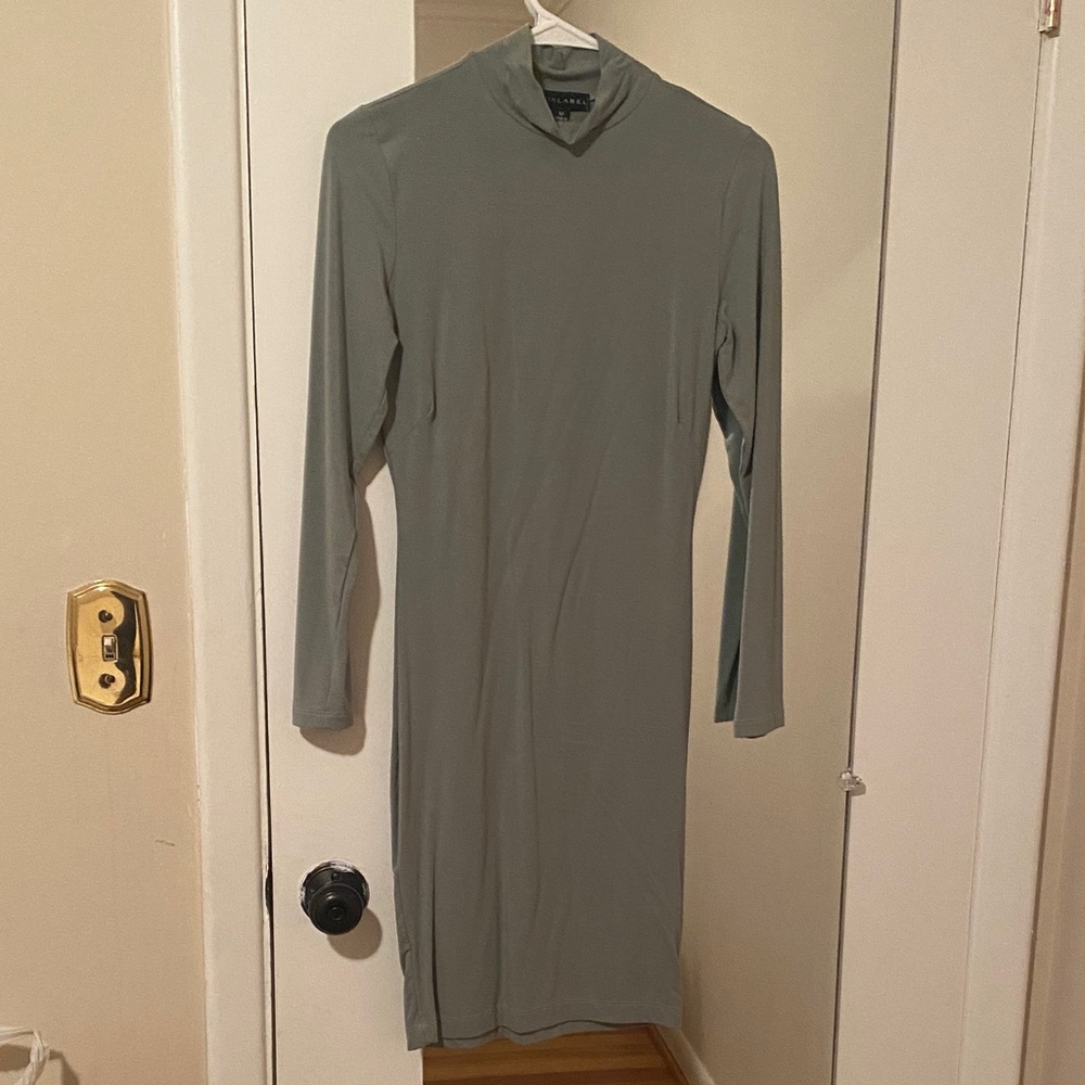 Jluxlabel dress light green. Stretchy. Worn a few times. Excellent condition!